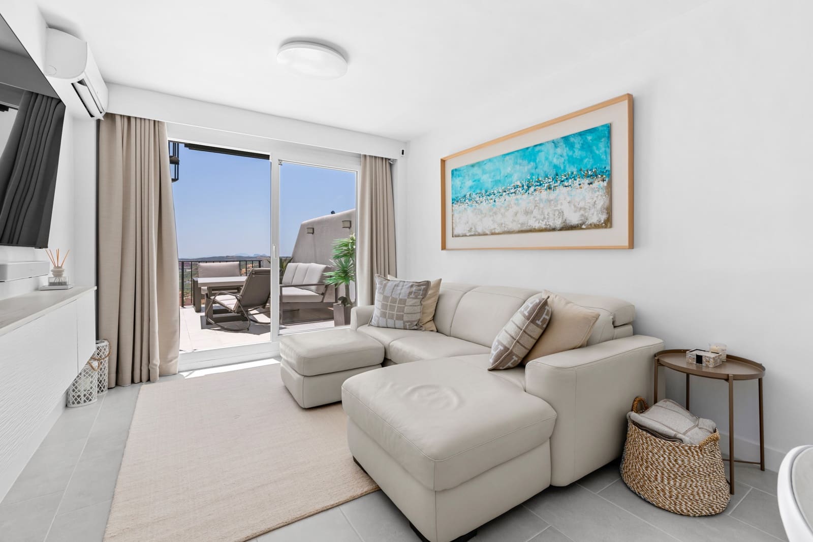 2 bedroom Penthouse for sale in Casares with pool garage - € 325,000 (Ref: 9961493)
