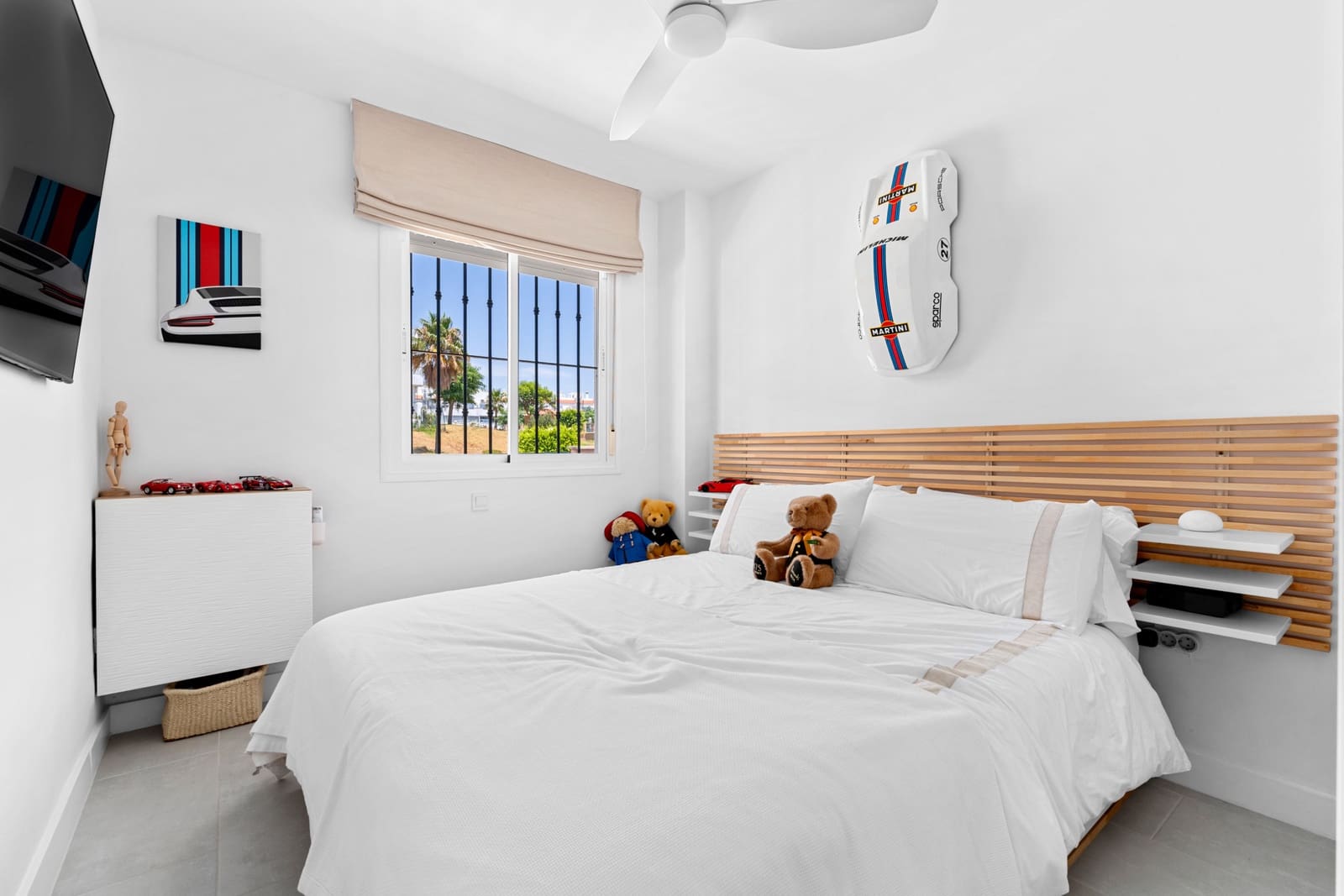 2 bedroom Penthouse for sale in Casares with pool garage - € 325,000 (Ref: 9961493)