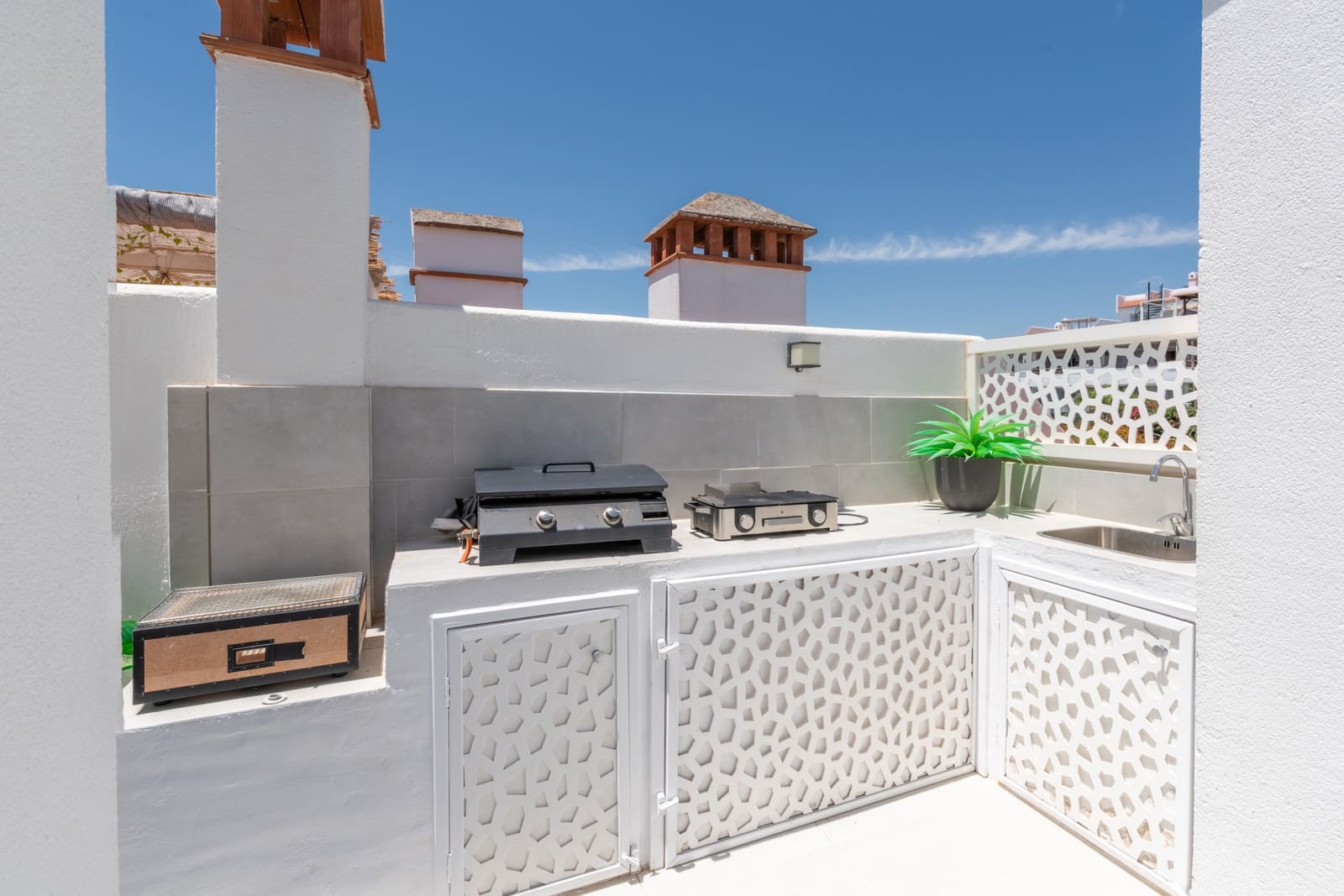 2 bedroom Penthouse for sale in Casares with pool garage - € 325,000 (Ref: 9961493)