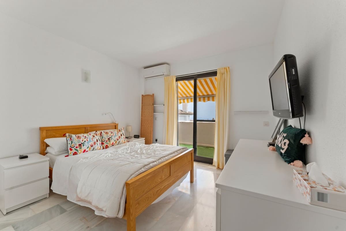 2 makuuhuone Huoneisto myytävänä paikassa Mijas - 295 000 € (Ref: 9965959)