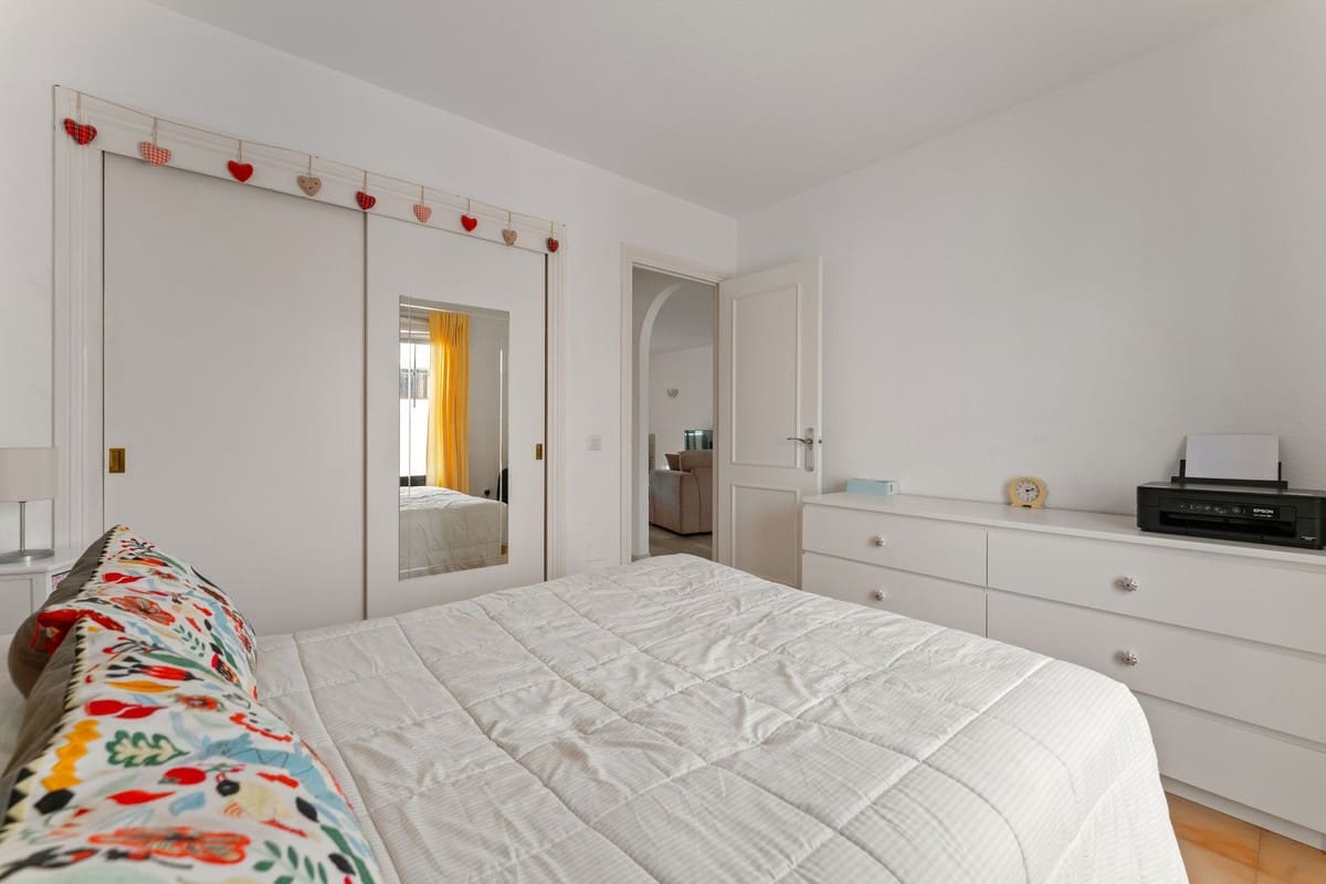 2 makuuhuone Huoneisto myytävänä paikassa Mijas - 295 000 € (Ref: 9965959)