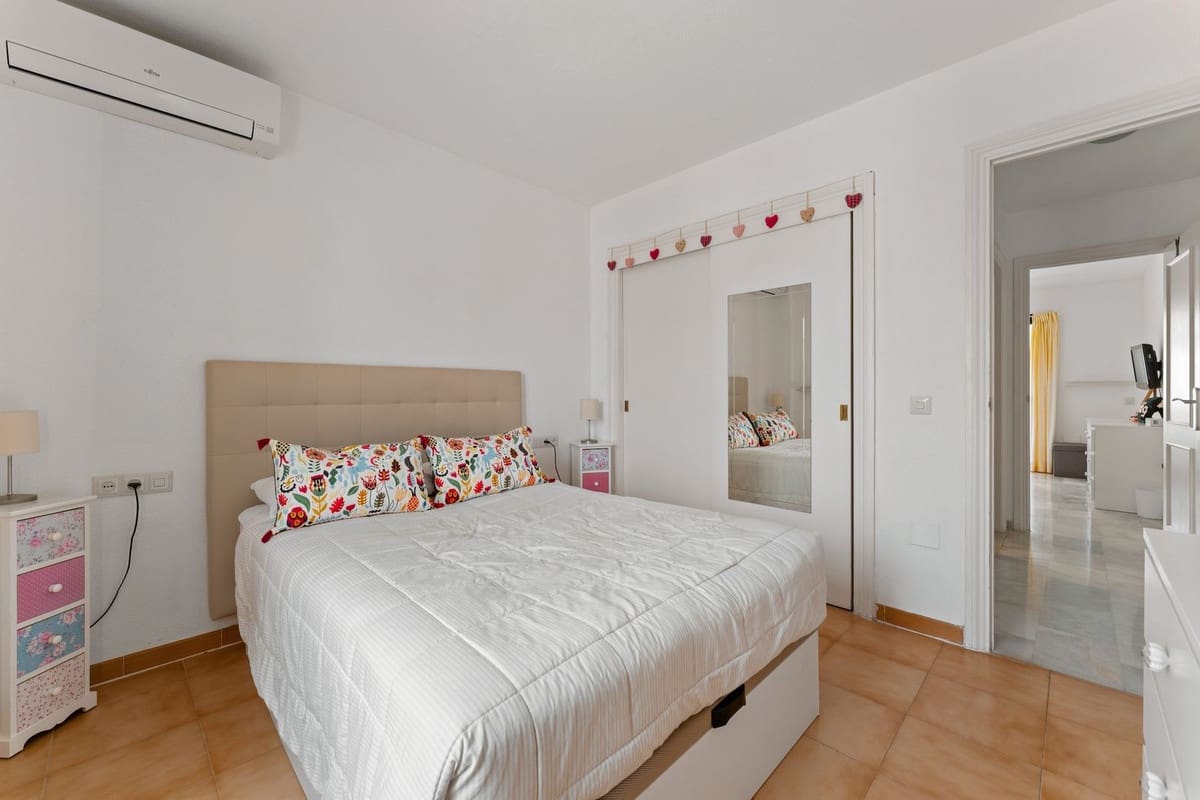 2 makuuhuone Huoneisto myytävänä paikassa Mijas - 295 000 € (Ref: 9965959)