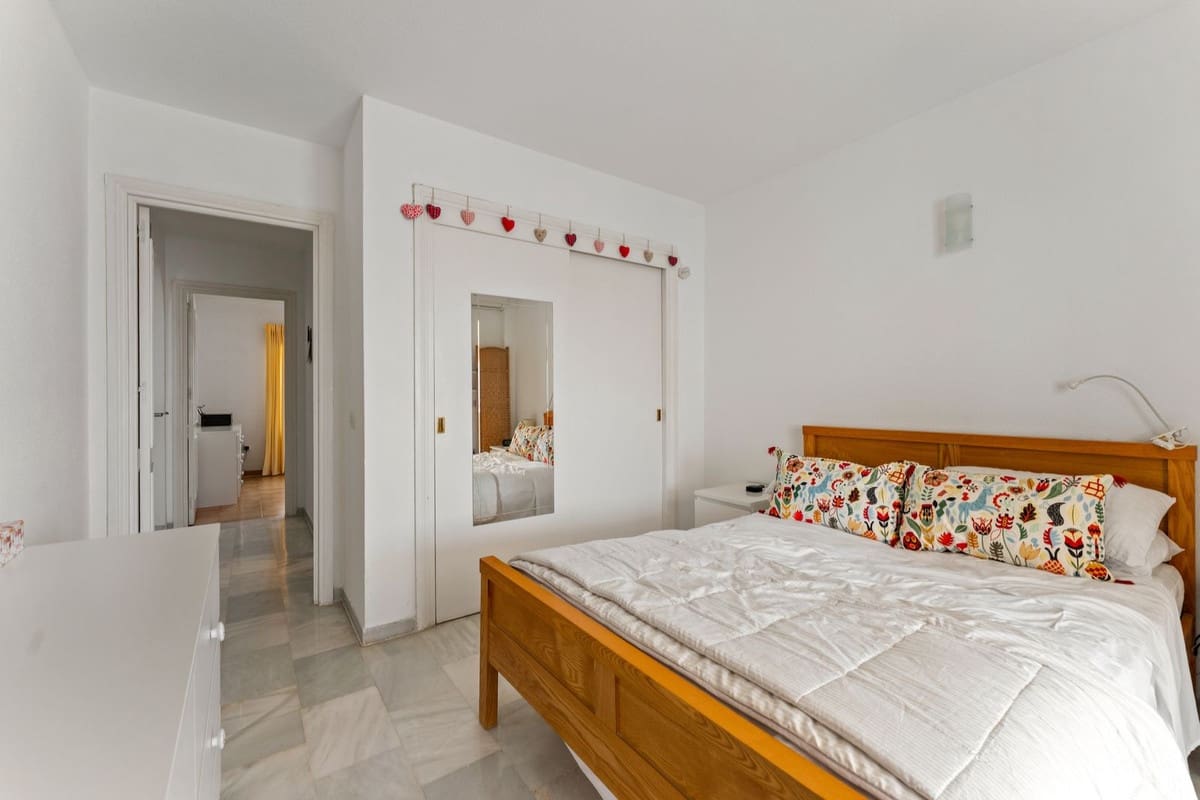 2 makuuhuone Huoneisto myytävänä paikassa Mijas - 295 000 € (Ref: 9965959)