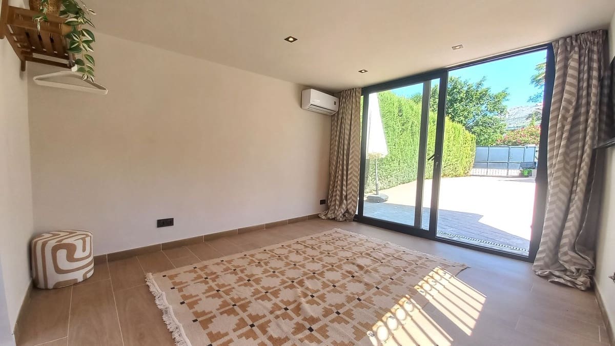 4 Zimmer Villa zu verkaufen in Mijas mit Pool Garage - 875.000 € (Ref: 9965972)