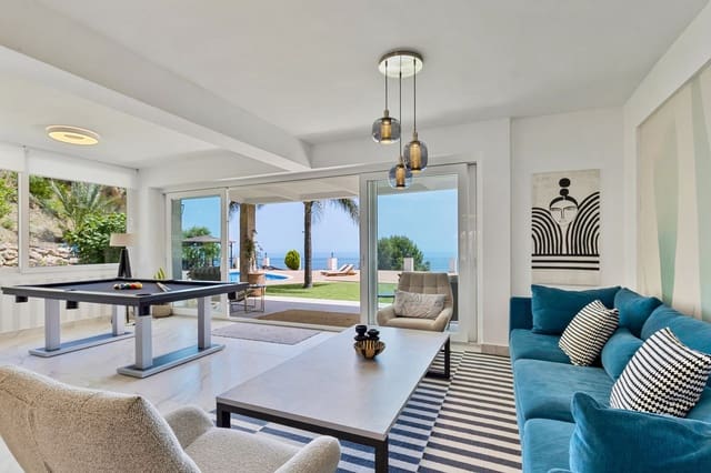 Chalet de 5 habitaciones en Marbella en venta con piscina garaje - 1.600.000 € (Ref: 9966839)