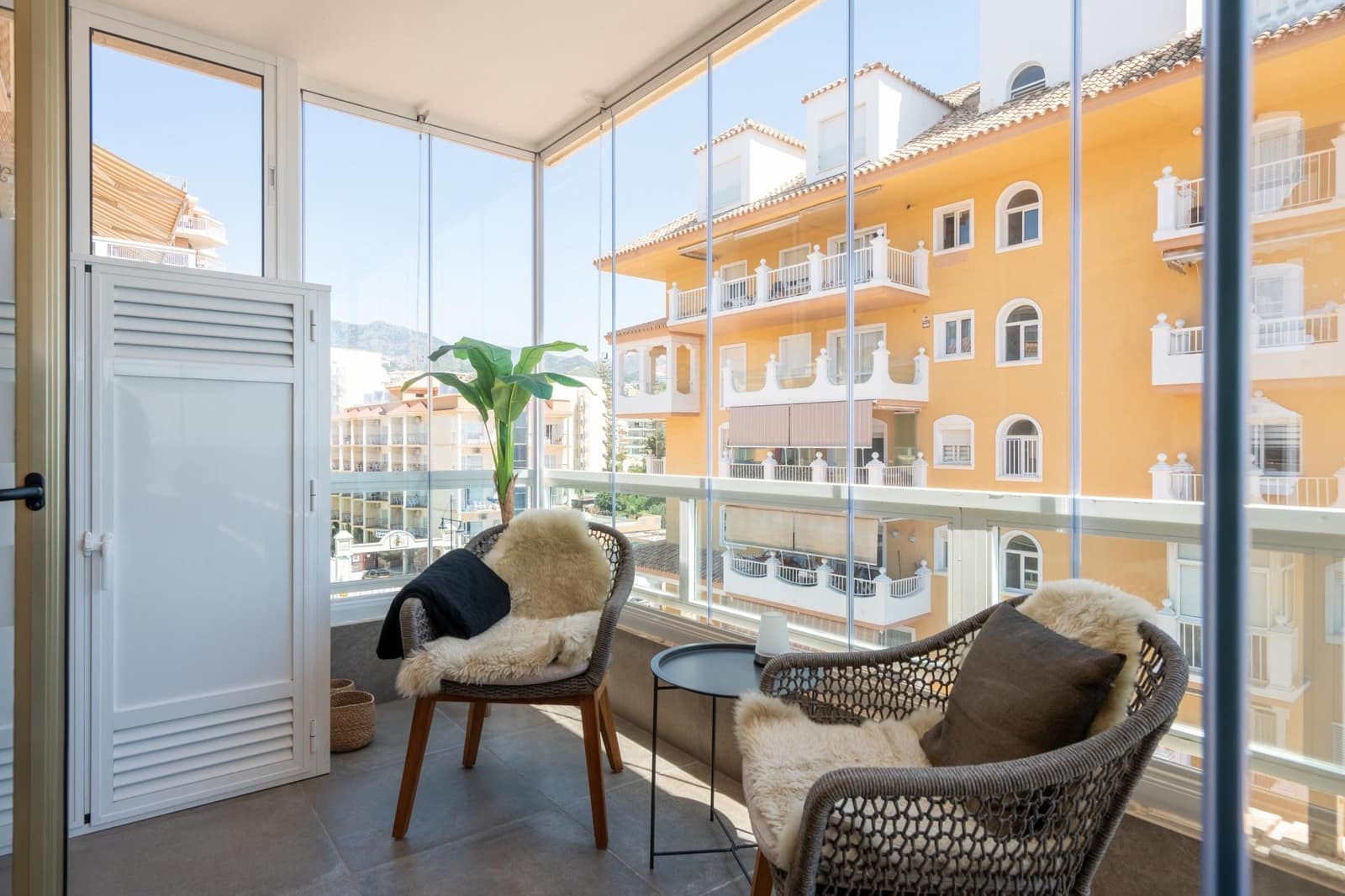 3 bedroom Apartment for sale in Fuengirola with pool garage - € 995,000 (Ref: 9966993)