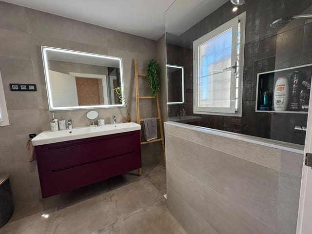 5 slaapkamer Appartement te koop in Benalmádena met zwembad garage - € 545.000 (Ref: 9967099)