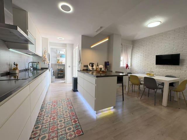 5 slaapkamer Appartement te koop in Benalmádena met zwembad garage - € 545.000 (Ref: 9967099)
