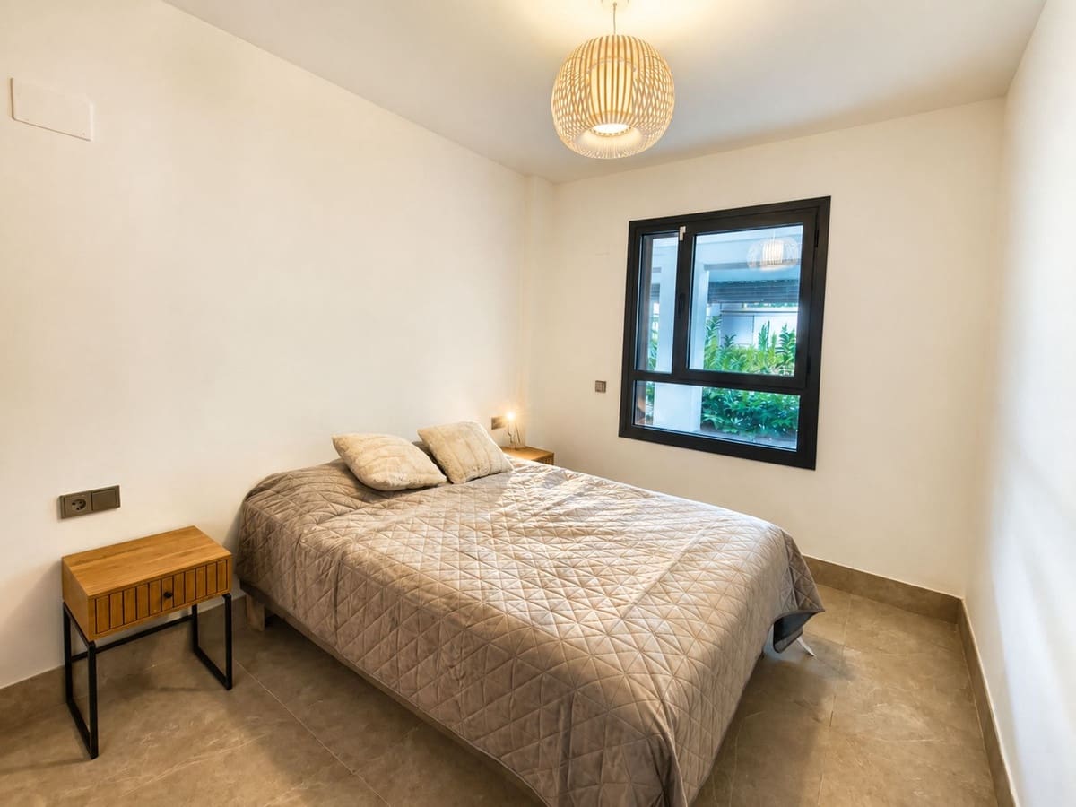 2 soveværelse Lejlighed til salg i Casares med swimmingpool garage - € 449.000 (Ref: 9967101)
