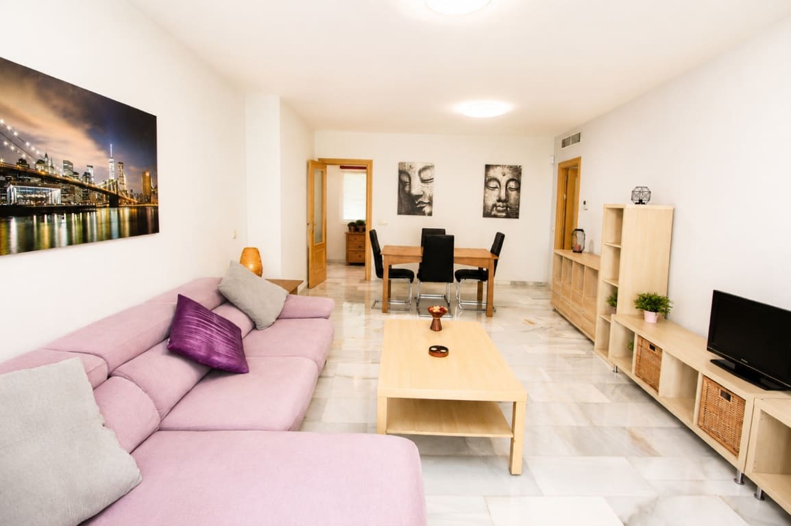 2 soverom Leilighet til salgs i Riviera del Sol med svømmebasseng garasje - € 255 000 (Ref: 9968003)