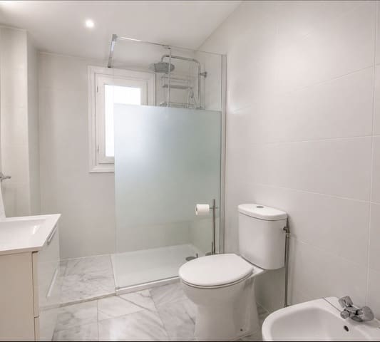 3 soverom Strandleiligheter til salgs i Benamara - Atalaya, Estepona med svømmebasseng garasje - € 695 000 (Ref: 9969099)