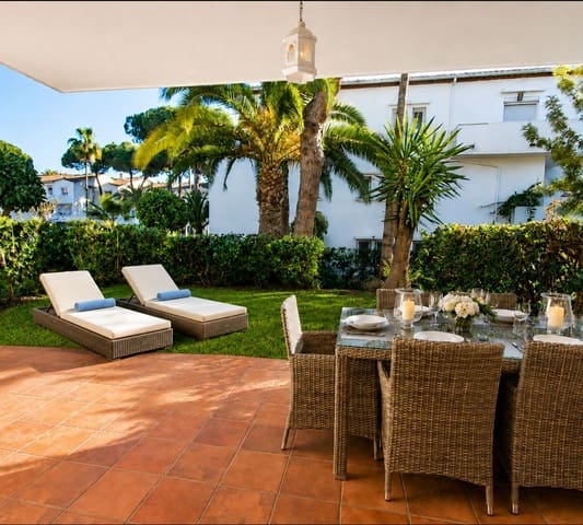 3 soverom Strandleiligheter til salgs i Benamara - Atalaya, Estepona med svømmebasseng garasje - € 695 000 (Ref: 9969099)