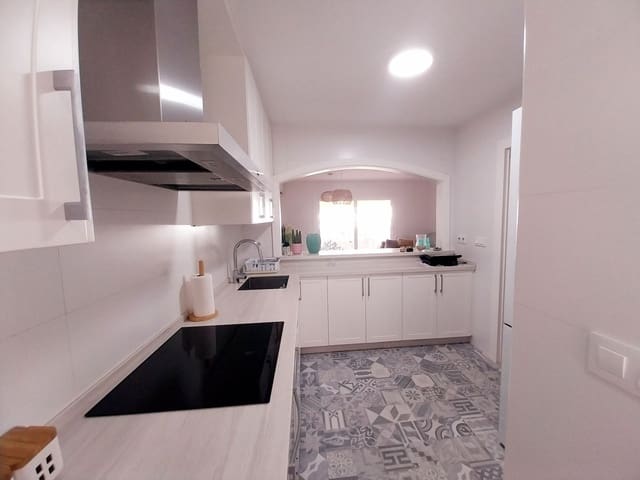 3 soveværelse Lejlighed til salg i Calahonda, Mijas med swimmingpool garage - € 395.000 (Ref: 9974360)