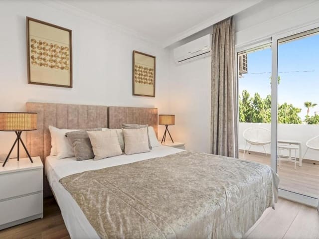 6 slaapkamer Villa te koop in Marbella met zwembad garage - € 1.400.000 (Ref: 9976594)