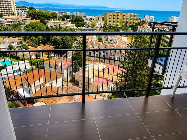 2 soveværelse Penthouse til salg i Benalmádena med swimmingpool garage - € 280.000 (Ref: 9981720)