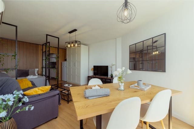 1 soverom Strandleiligheter til salgs i Calahonda, Mijas med svømmebasseng garasje - € 260 000 (Ref: 9984178)