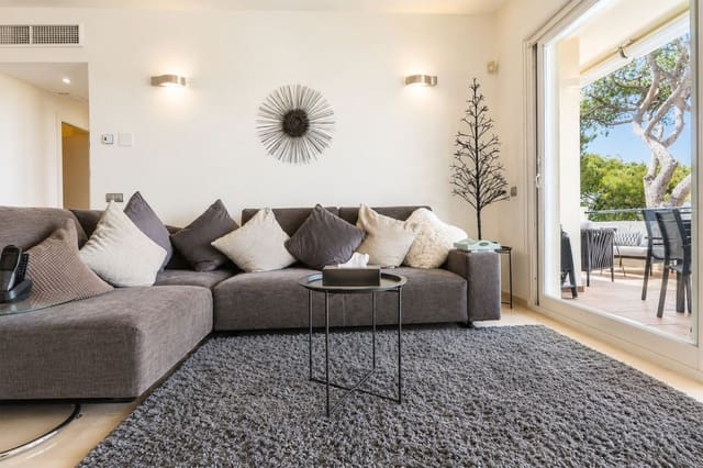 3 soveværelse Lejlighed til salg i Cabopino, Marbella med swimmingpool garage - € 629.000 (Ref: 9994699)