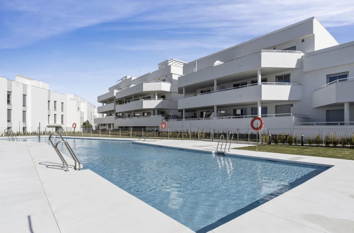 Apartamento de 3 habitaciones en Cancelada en venta con piscina garaje - 595.000 € (Ref: 9996019)