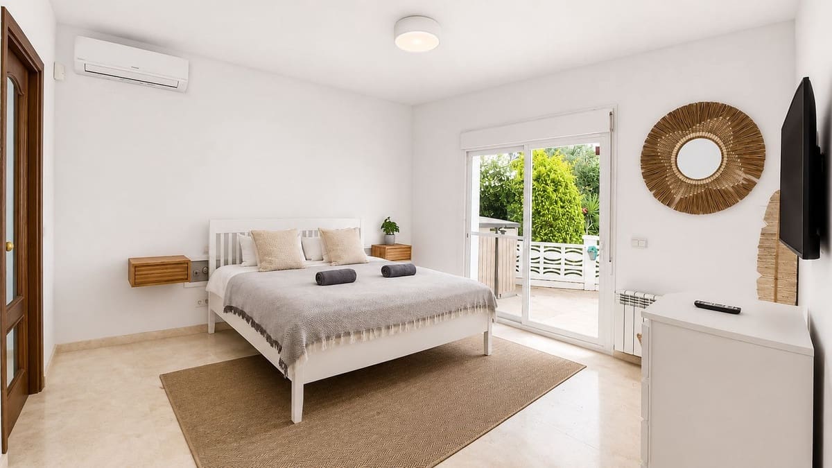 3 slaapkamer Villa te koop in Marbella met zwembad garage - € 1.349.000 (Ref: 9997796)
