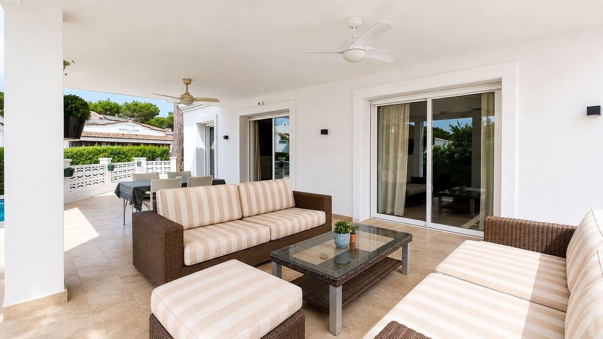3 slaapkamer Villa te koop in Marbella met zwembad garage - € 1.349.000 (Ref: 9997796)