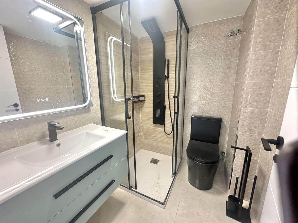 2 sypialnia Apartament na sprzedaż w La Cala de Mijas z basenem garażem - 375 000 € (Ref: 9997806)
