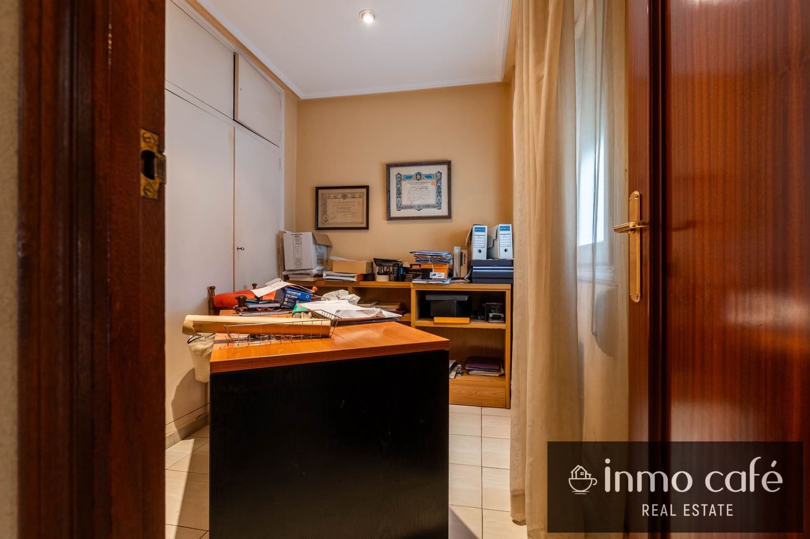 4 slaapkamer Appartement te koop in Castello de la Plana met garage - € 240.000 (Ref: 10032539)