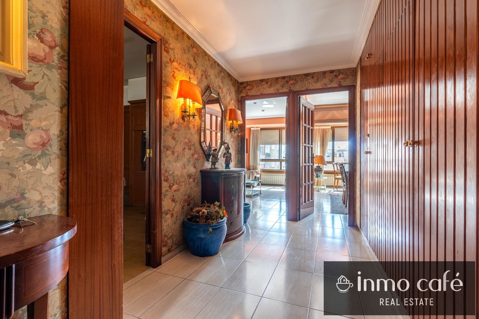 4 slaapkamer Appartement te koop in Castello de la Plana met garage - € 240.000 (Ref: 10032539)