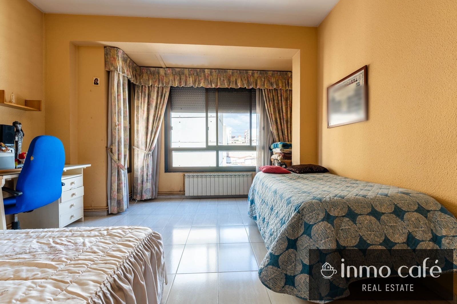 4 slaapkamer Appartement te koop in Castello de la Plana met garage - € 240.000 (Ref: 10032539)