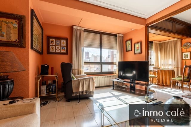 4 sypialnia Apartament na sprzedaż w Castelló de la Plana z garażem - 240 000 € (Ref: 10032539)