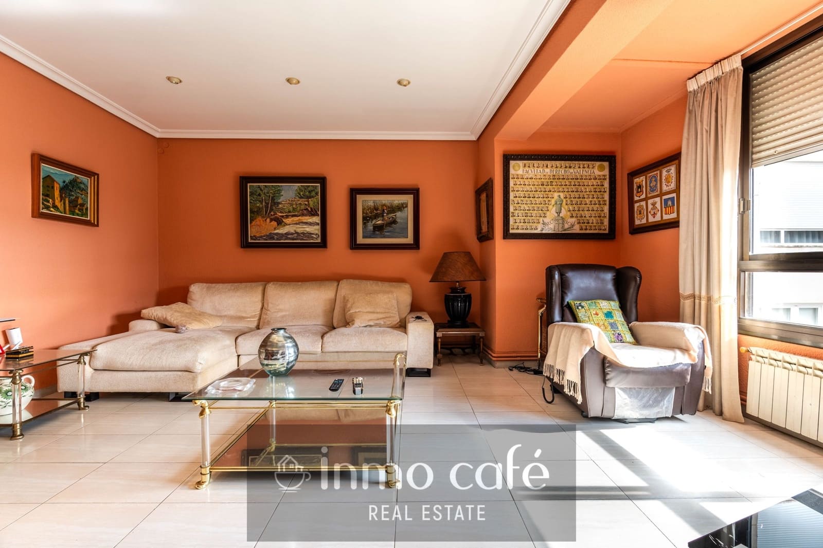 4 bedroom Apartment for sale in Castello de la Plana with garage - € 240,000 (Ref: 10032539)