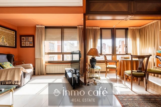 4 slaapkamer Appartement te koop in Castelló de la Plana met garage - € 240.000 (Ref: 10032539)