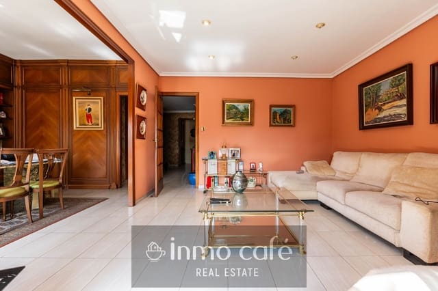 4 slaapkamer Appartement te koop in Castelló de la Plana met garage - € 240.000 (Ref: 10032539)