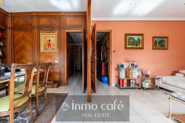 4 slaapkamer Appartement te koop in Castelló de la Plana met garage - € 240.000 (Ref: 10032539)