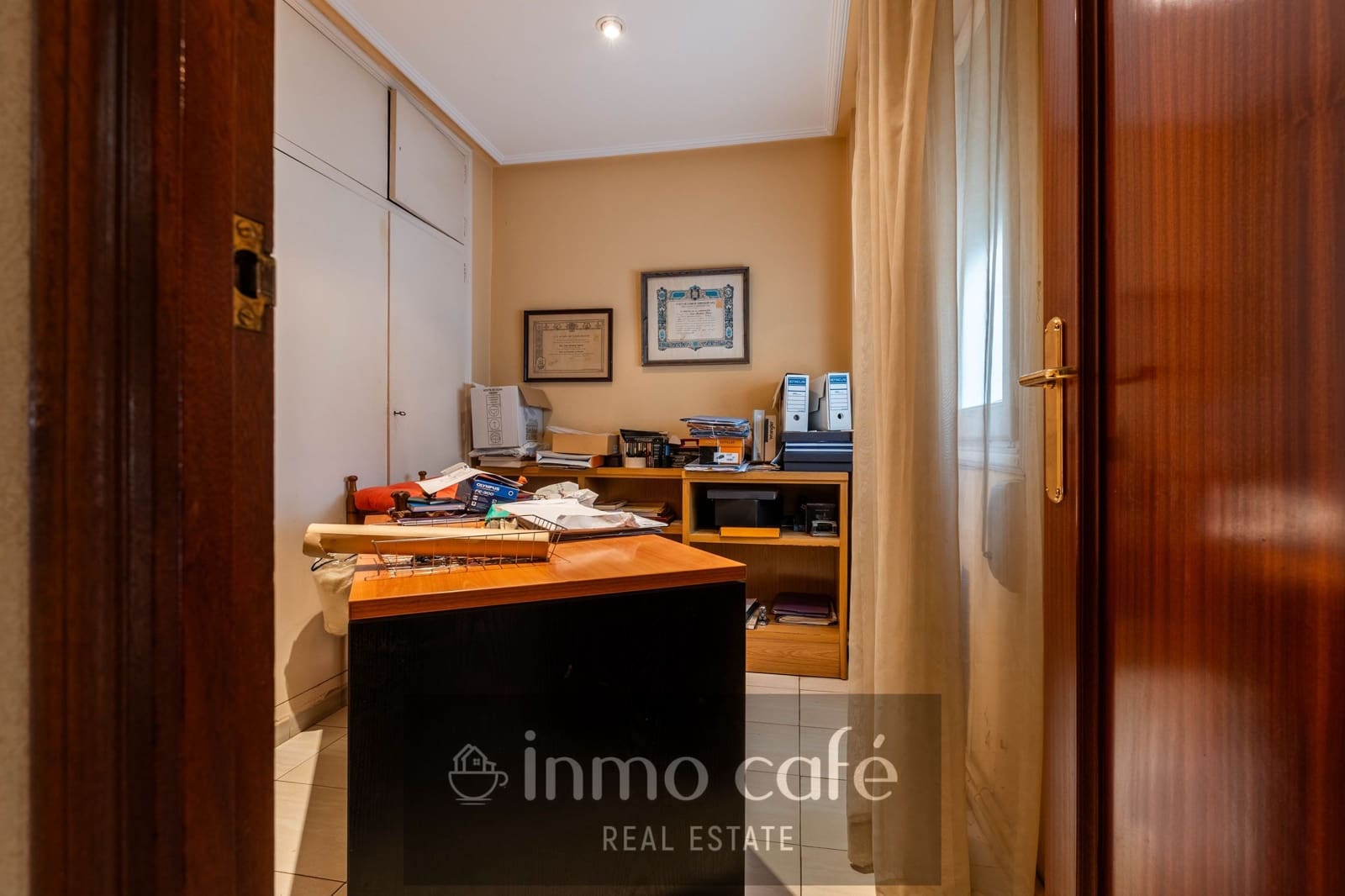 4 bedroom Apartment for sale in Castello de la Plana with garage - € 240,000 (Ref: 10032539)