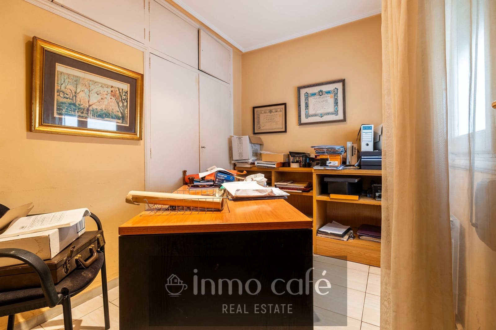 4 bedroom Apartment for sale in Castello de la Plana with garage - € 240,000 (Ref: 10032539)