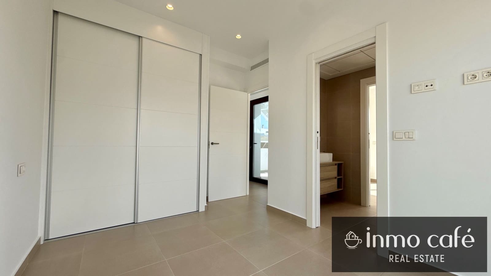3 sovrum Villa till salu i Benijofar med pool - 425 000 € (Ref: 10048532)