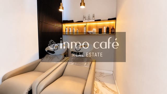Commercieel te koop in Alicante stad - € 39.500 (Ref: 10062825)