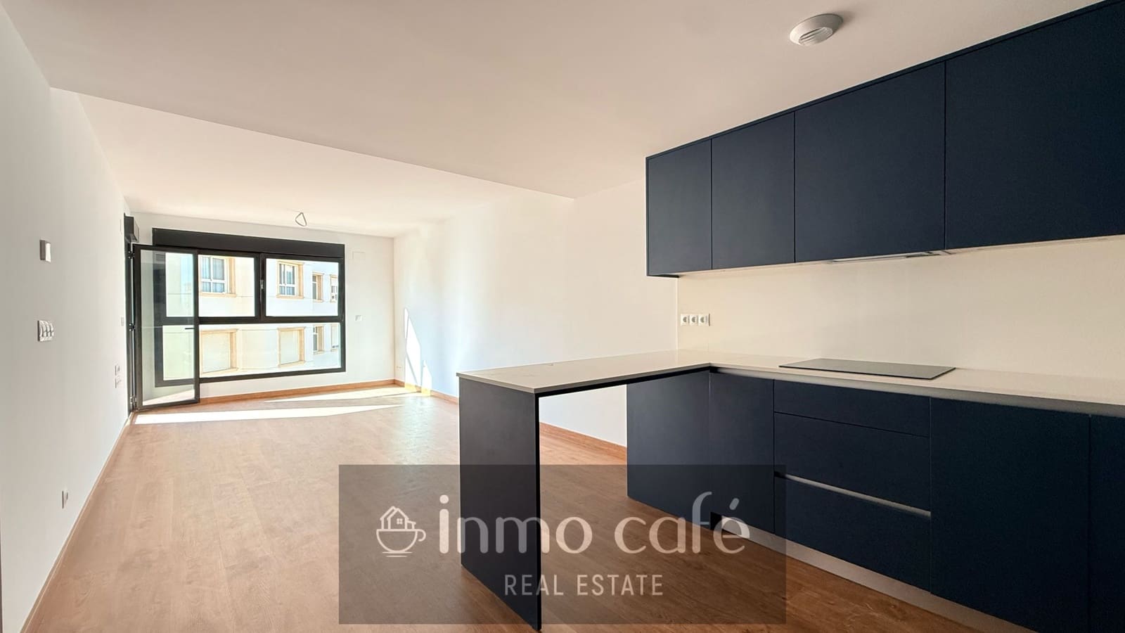 3 soverom Penthouse til salgs i El Campello med svømmebasseng garasje - € 850 000 (Ref: 10145659)