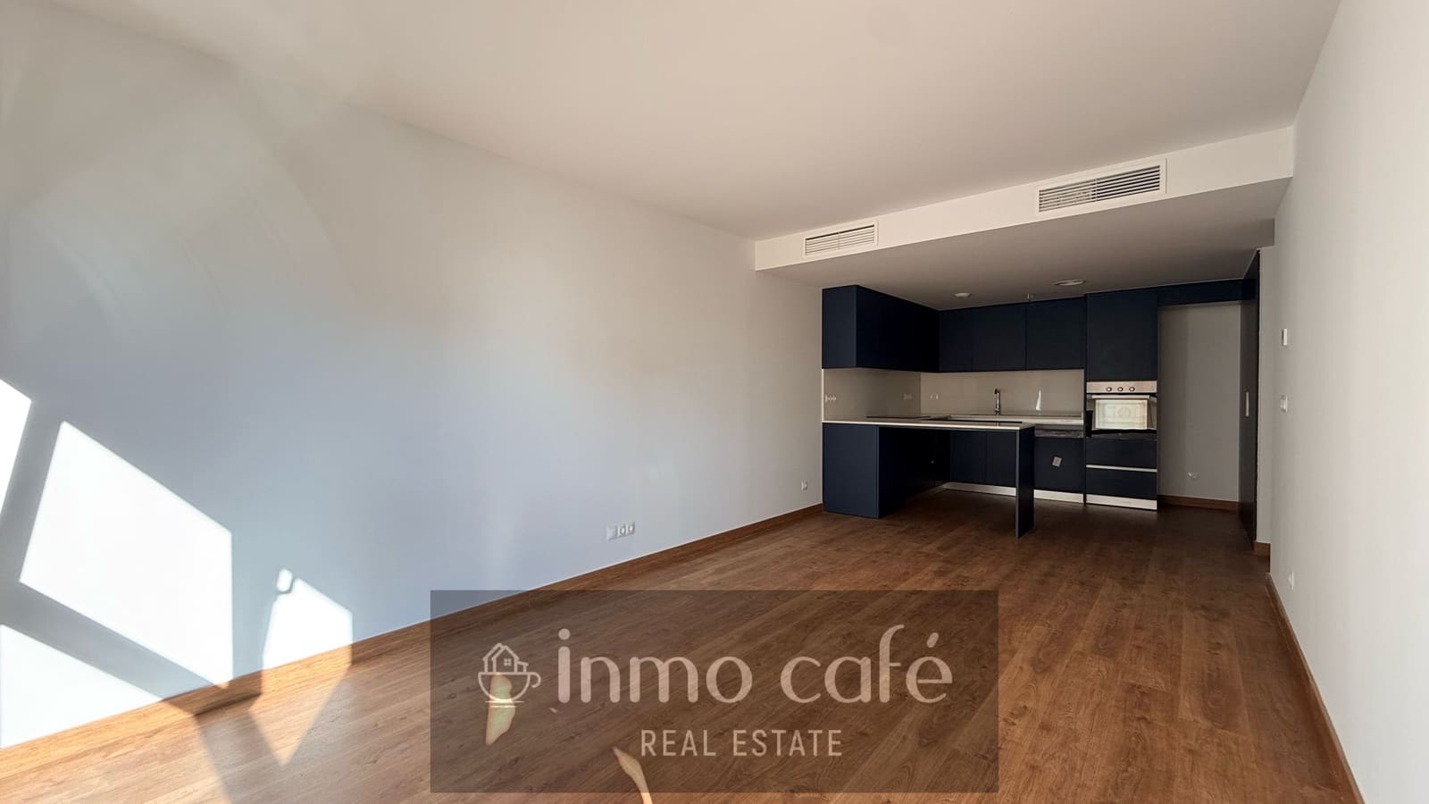 3 soverom Penthouse til salgs i El Campello med svømmebasseng garasje - € 850 000 (Ref: 10145659)