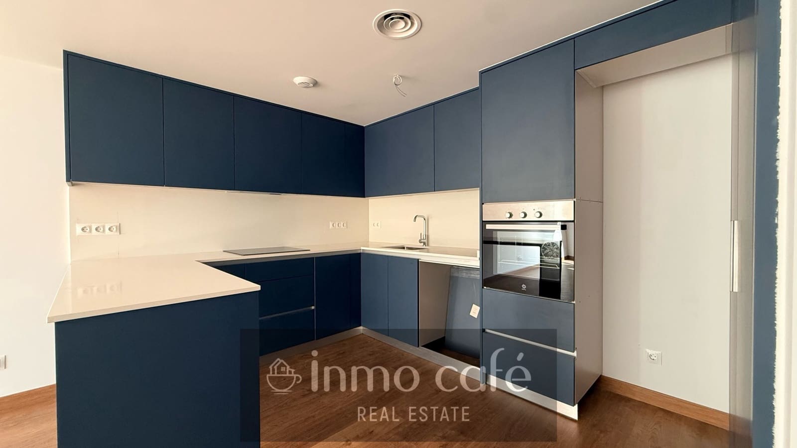 3 soverom Penthouse til salgs i El Campello med svømmebasseng garasje - € 850 000 (Ref: 10145659)