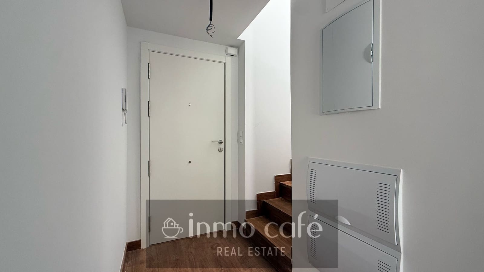 3 soverom Penthouse til salgs i El Campello med svømmebasseng garasje - € 850 000 (Ref: 10145659)