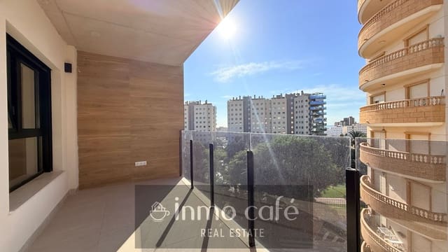 3 soverom Penthouse til salgs i El Campello med svømmebasseng garasje - € 850 000 (Ref: 10145659)