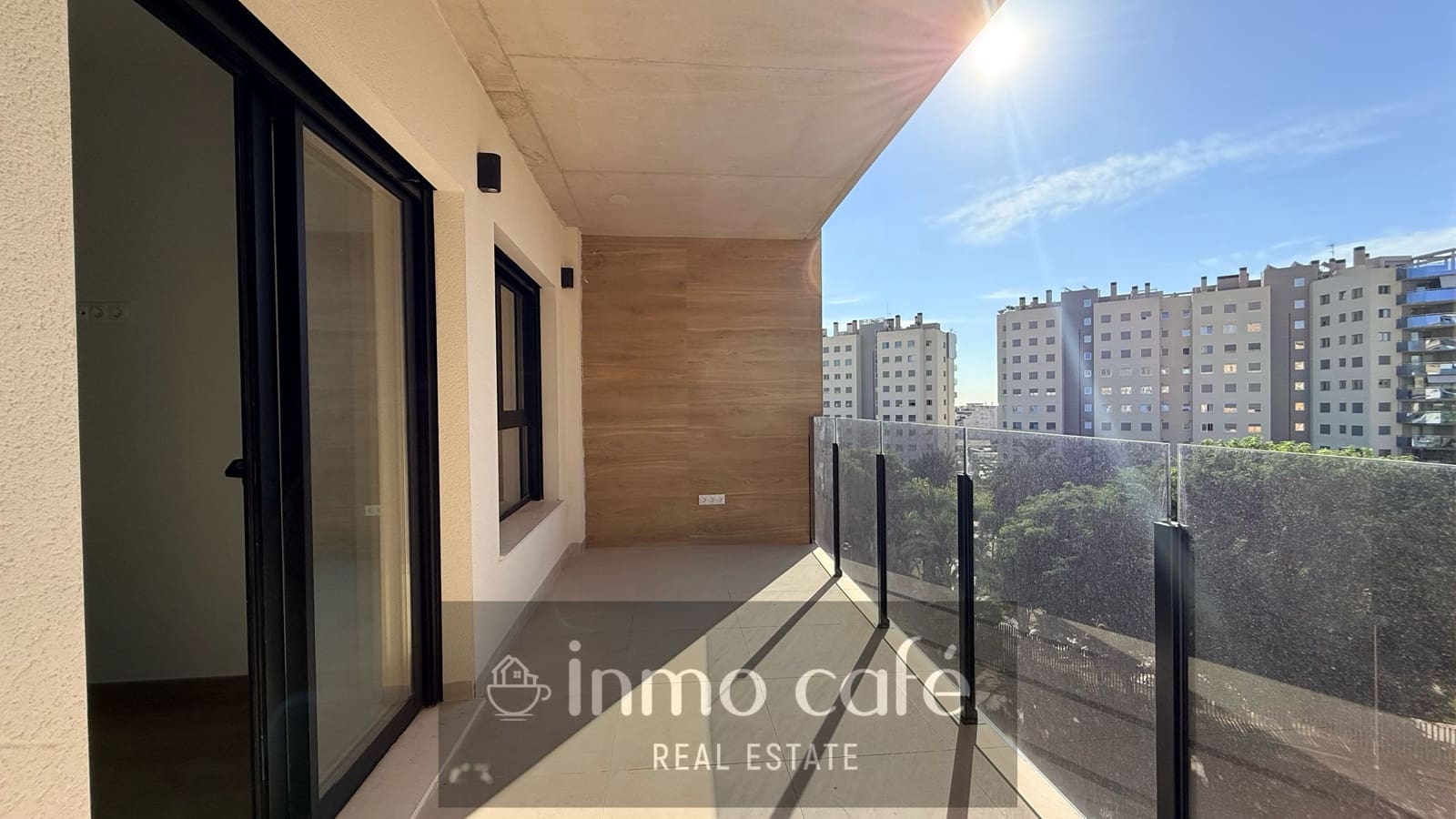 3 soverom Penthouse til salgs i El Campello med svømmebasseng garasje - € 850 000 (Ref: 10145659)