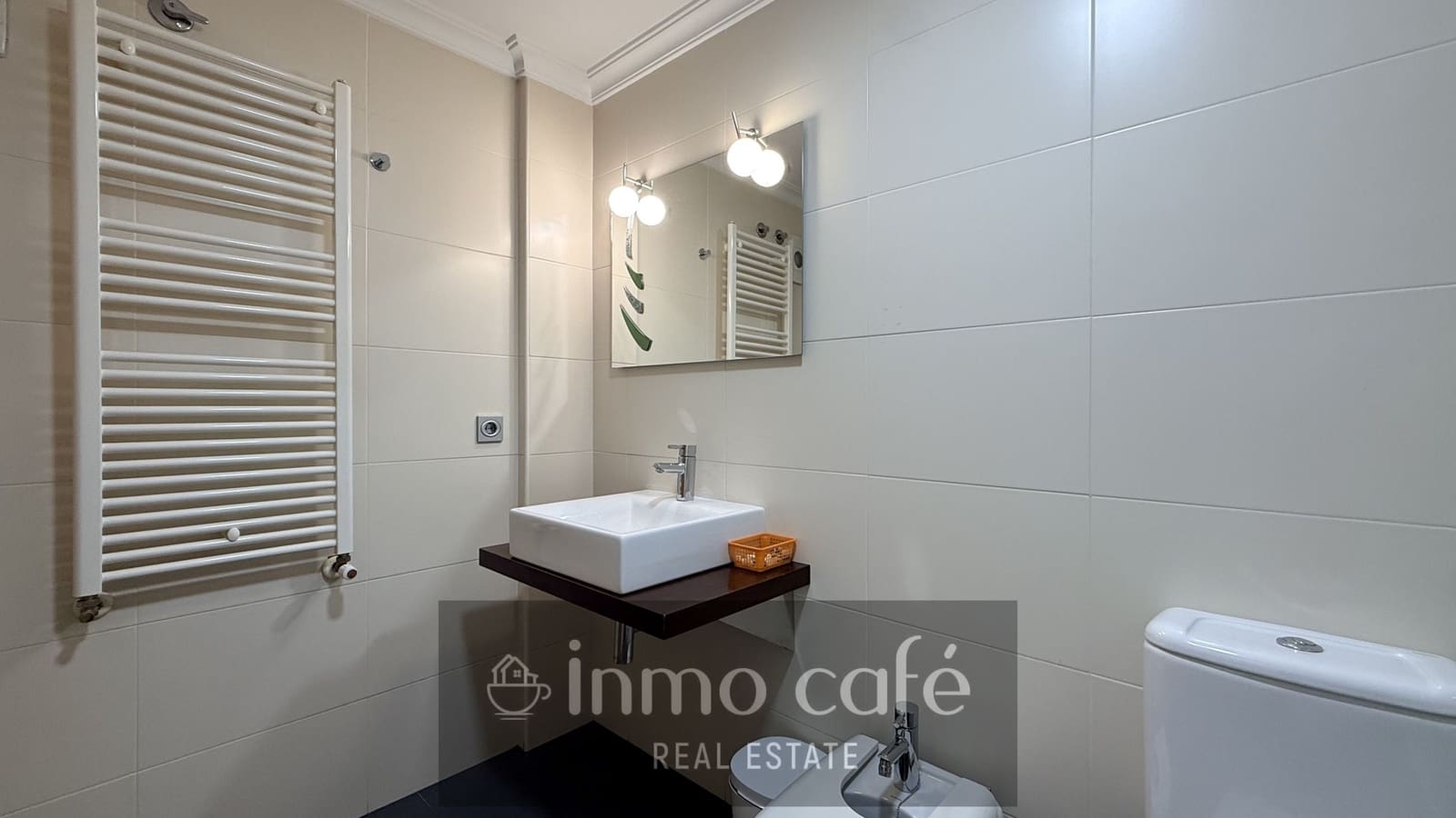 2 bedroom Apartment for sale in Villena with garage - € 159,000 (Ref: 10153855)