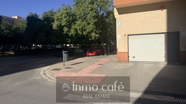 Autotalli myytävänä paikassa Alicante kaupunki - 17 500 € (Ref: 10170315)