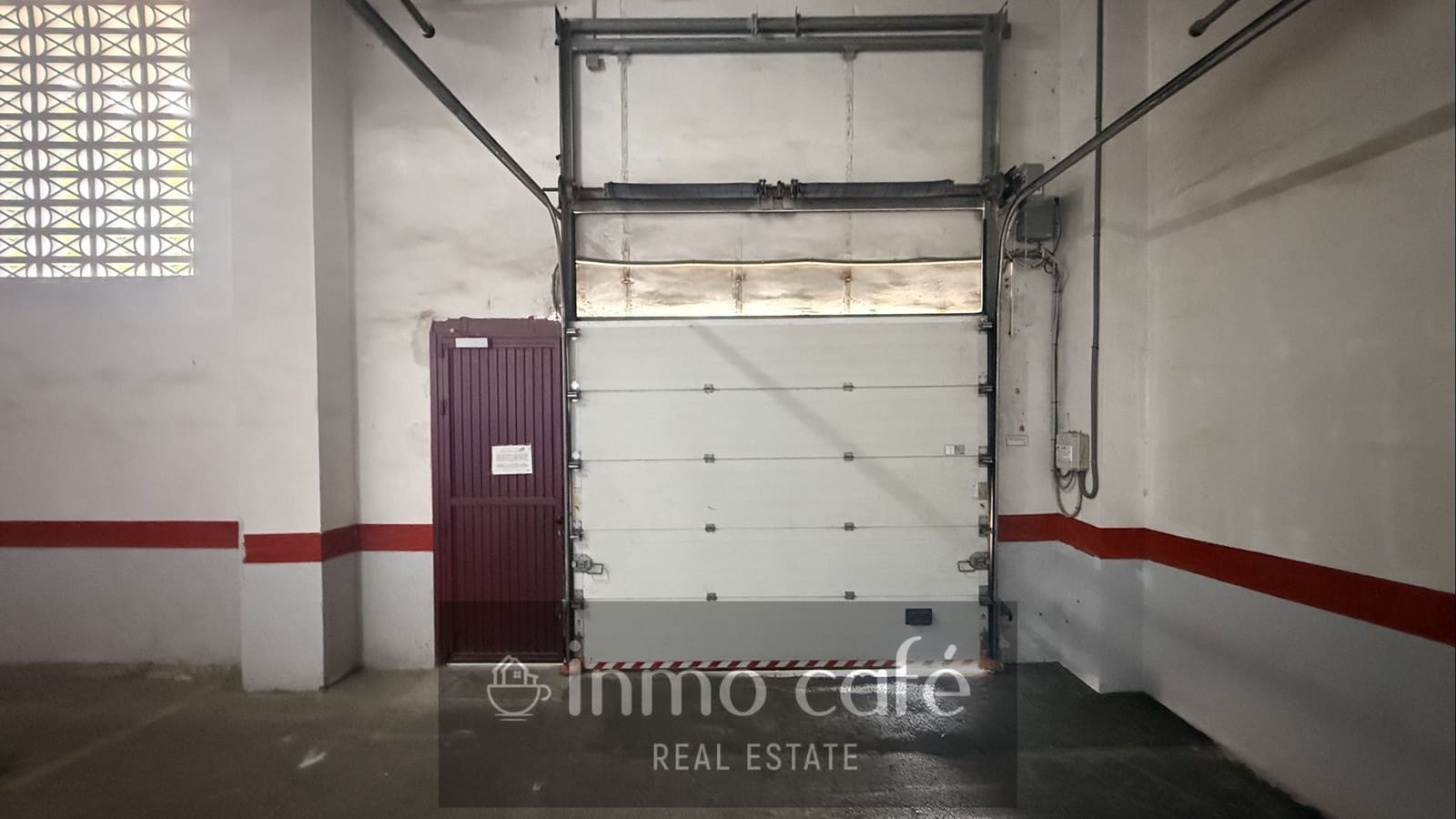 Autotalli myytävänä paikassa Alicante kaupunki - 17 500 € (Ref: 10170315)