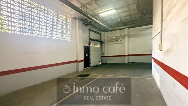 Autotalli myytävänä paikassa Alicante kaupunki - 17 500 € (Ref: 10170315)