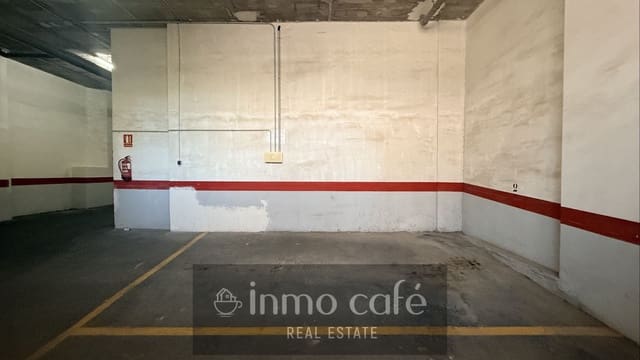 Autotalli myytävänä paikassa Alicante kaupunki - 17 500 € (Ref: 10170315)