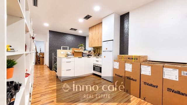 Kaupallinen myytävänä paikassa Alicante kaupunki - 135 000 € (Ref: 10182165)
