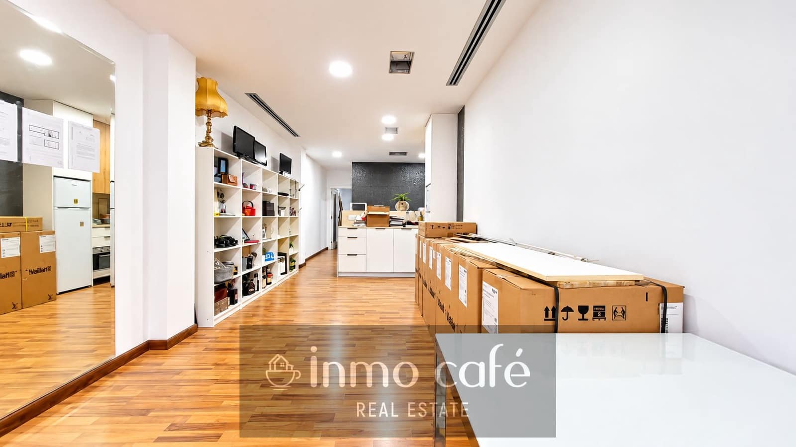 Kaupallinen myytävänä paikassa Alicante kaupunki - 135 000 € (Ref: 10182165)